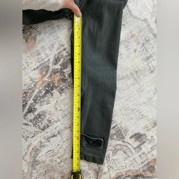 Danier Authentic  Gray Leather Jacket with belt - Picture 15 of 17